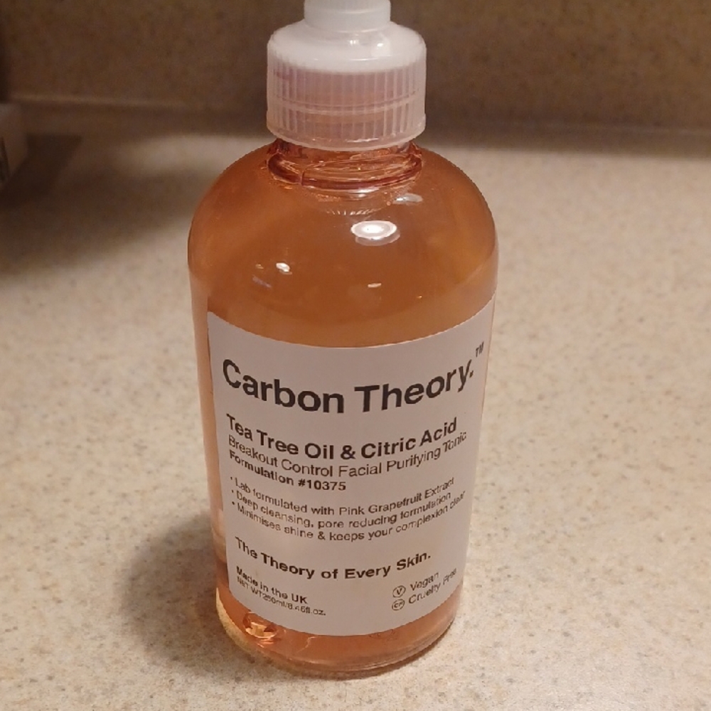 Carbon Theory Tea Tree Ool And Citric Acid Facial Toner